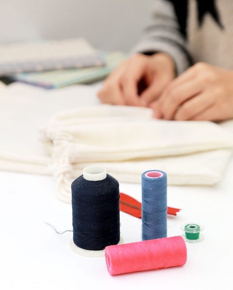 sewing, sewing machine, line-694275.jpg